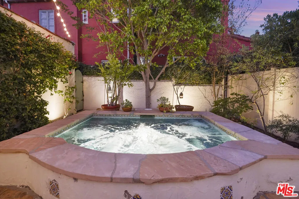 1148 Cordova Avenue, Glendale, California 91207 home-pic-50